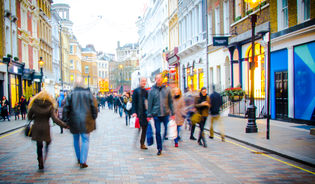 image of people walking on the highstreet